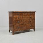 1371 4362 CHEST OF DRAWERS